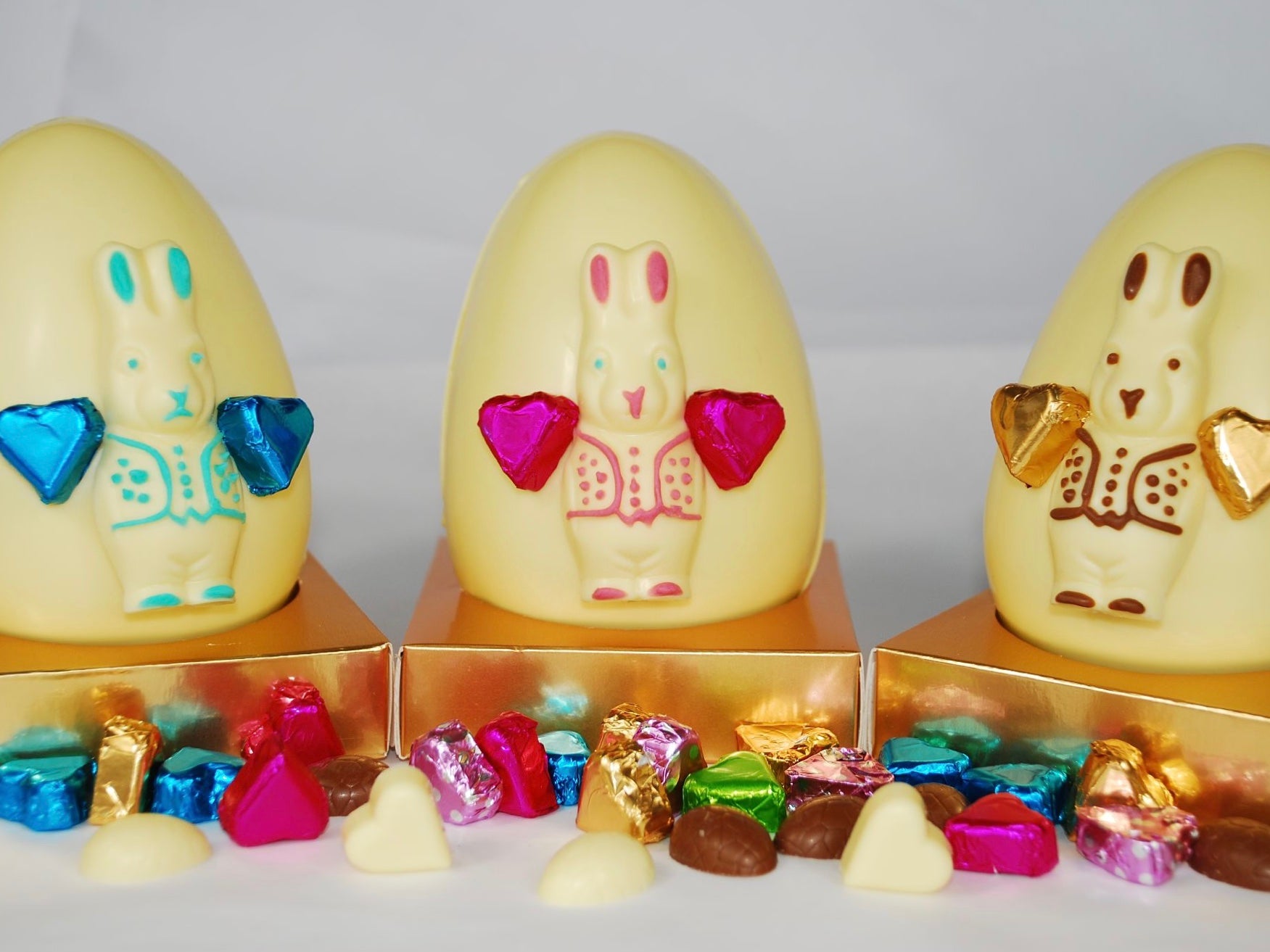 LIMITED EDITION - Personalised Bunny Easter Egg